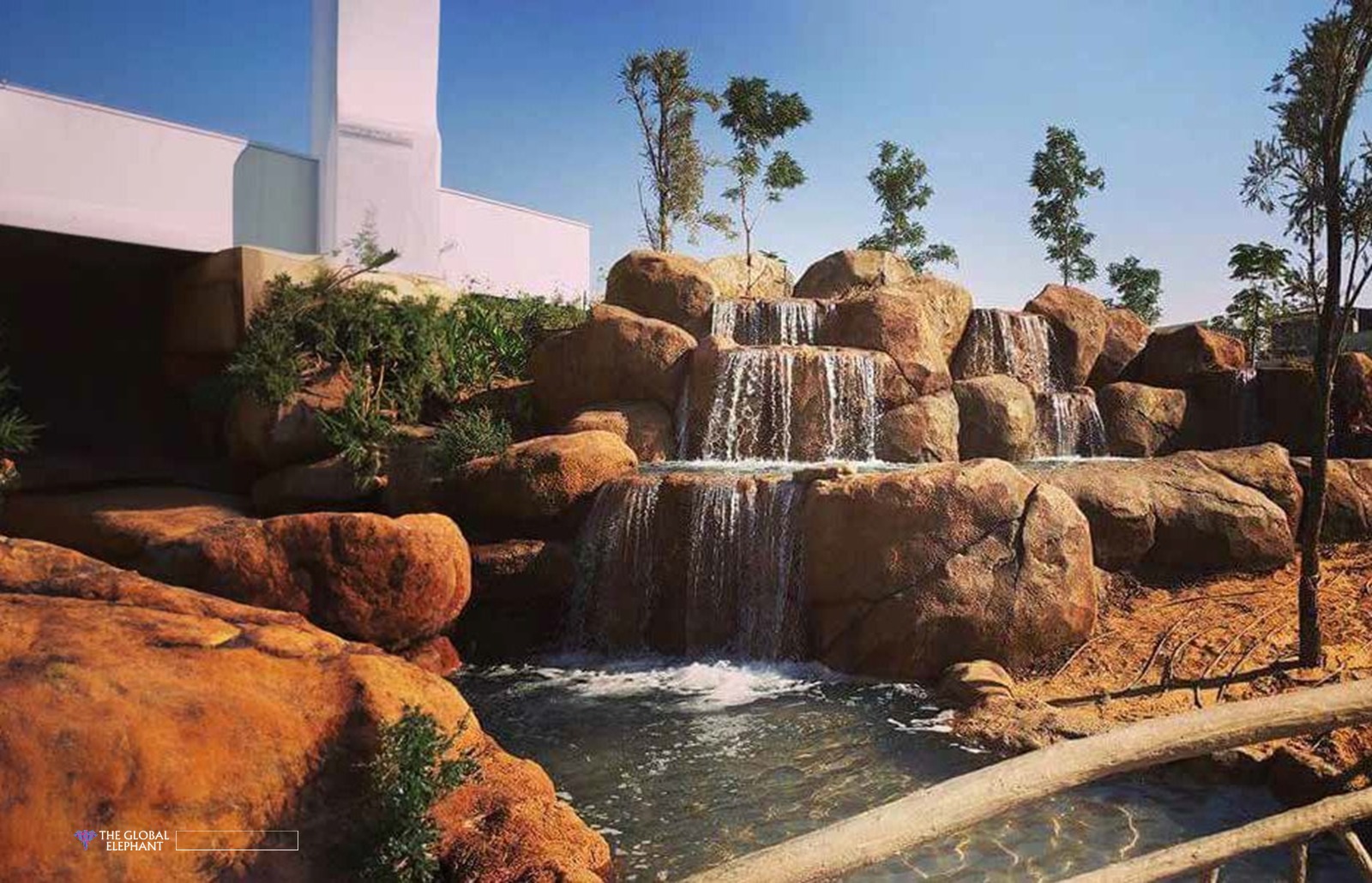 

<!-- THEME DEBUG -->
<!-- THEME HOOK: 'field' -->
<!-- FILE NAME SUGGESTIONS:
   ▪️ field--node--title--turnkey.html.twig
   ✅ field--node--title.html.twig
   ▪️ field--node--turnkey.html.twig
   ▪️ field--title.html.twig
   ▪️ field--string.html.twig
   ▪️ field.html.twig
-->
<!-- BEGIN OUTPUT from 'themes/contrib/bootstrap_barrio/templates/field/field--node--title.html.twig' -->
<span class=